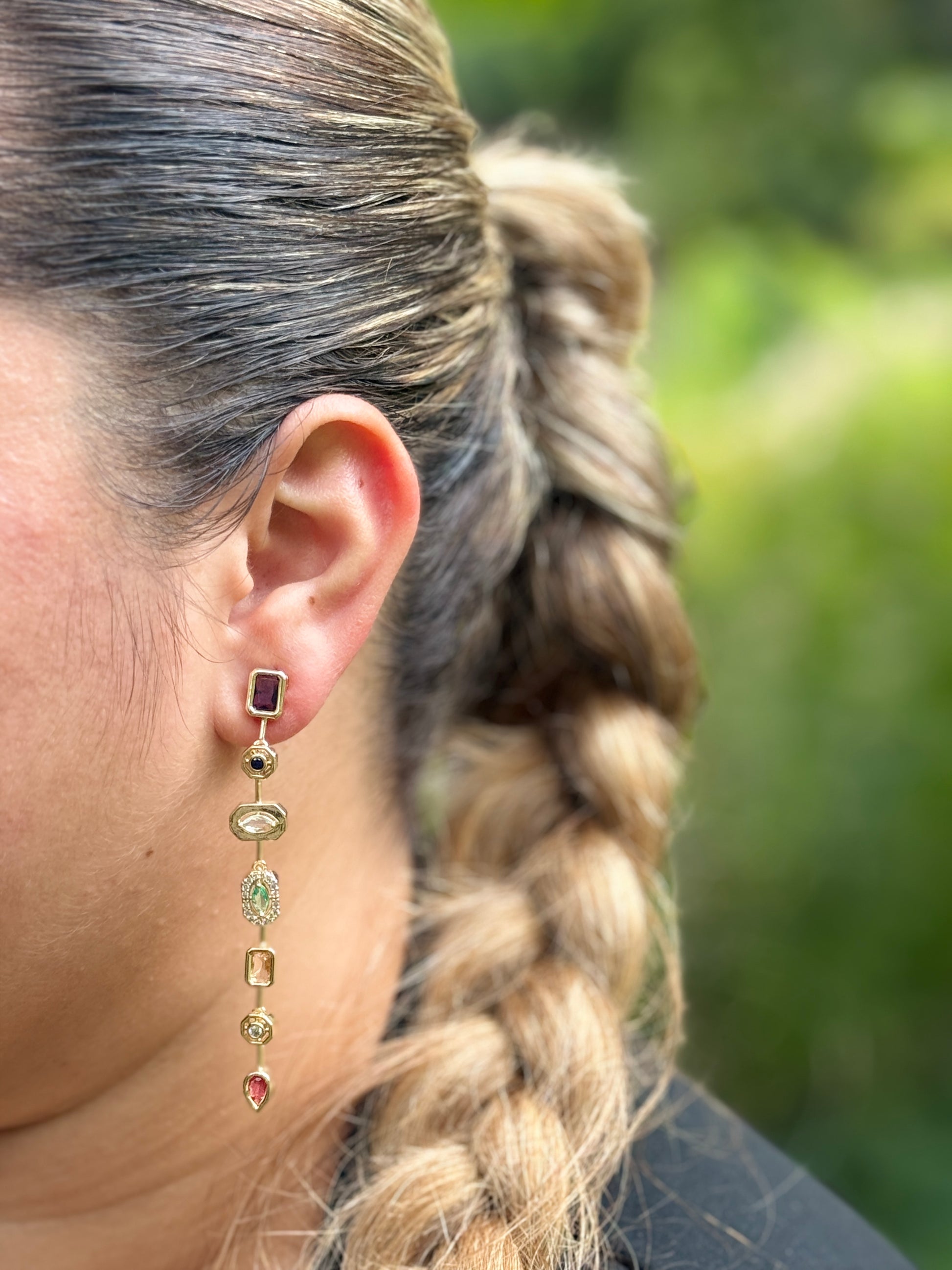 Zeven Elementen Stalen Oorbellen – Met Gekleurde Kristal - Lioraen - Sieraden