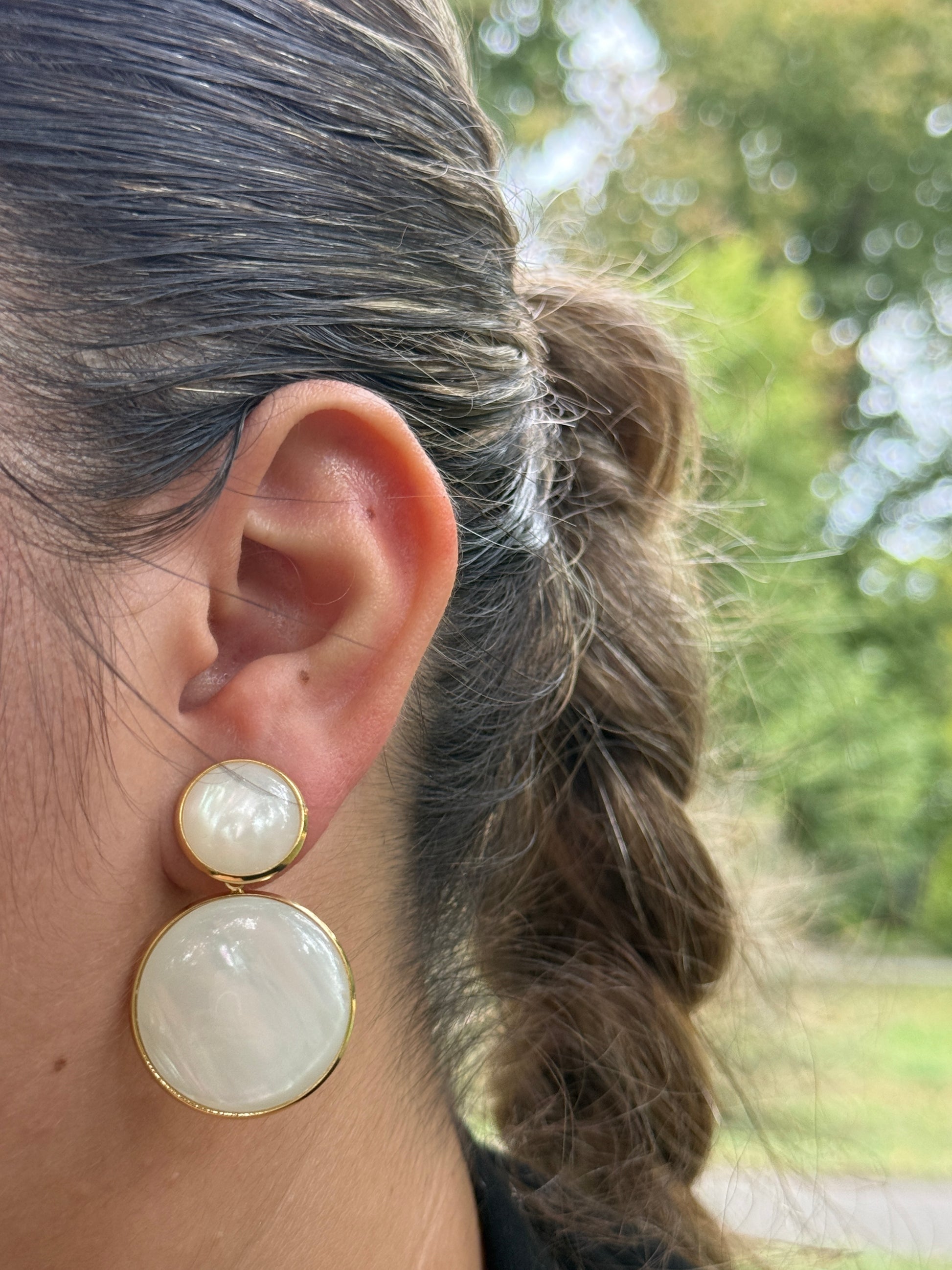 Oorbellen met Pareldetails, Hangend – Staal - Lioraen - Sieraden