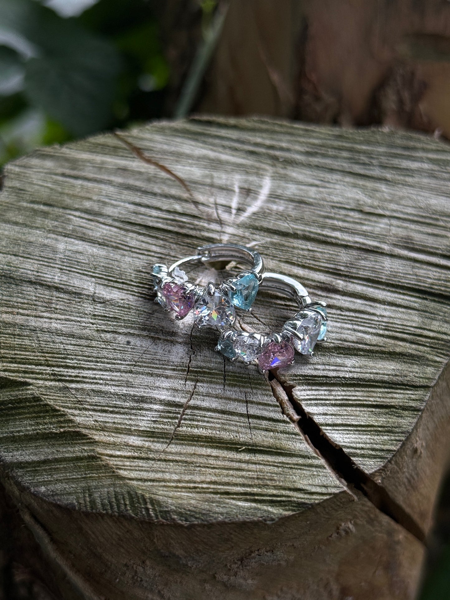 Kleurrijke Oorringen met Kristallen – Staal - Lioraen - Sieraden