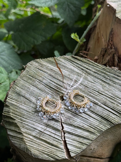 Transparante Kristallen Oorringen met Gouden Details – Staal - Lioraen - Sieraden